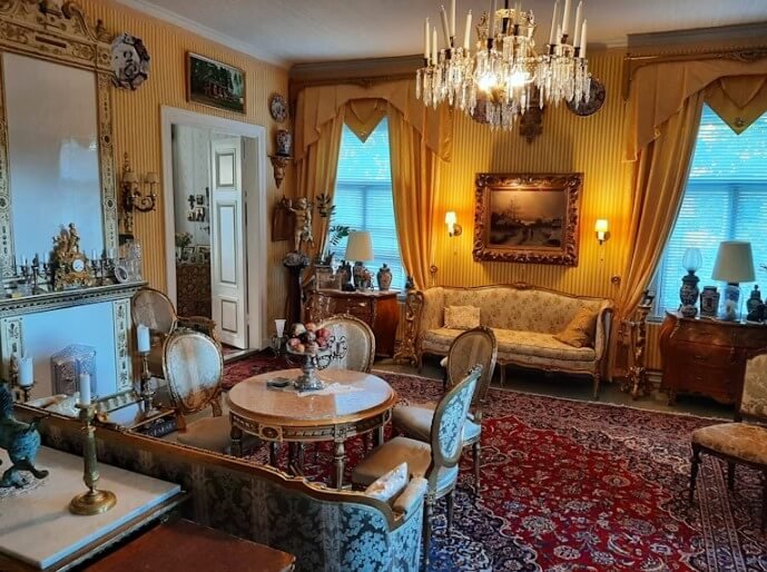 Antiques estate buyers Jupiter Florida. Updated 2025